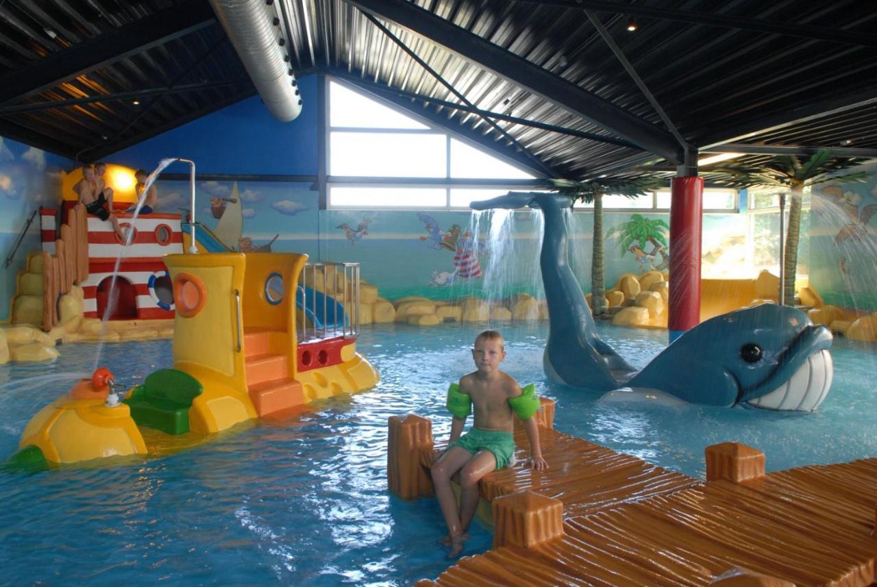 Vakantiepark Bergumermeer - 689 Suameer Εξωτερικό φωτογραφία
